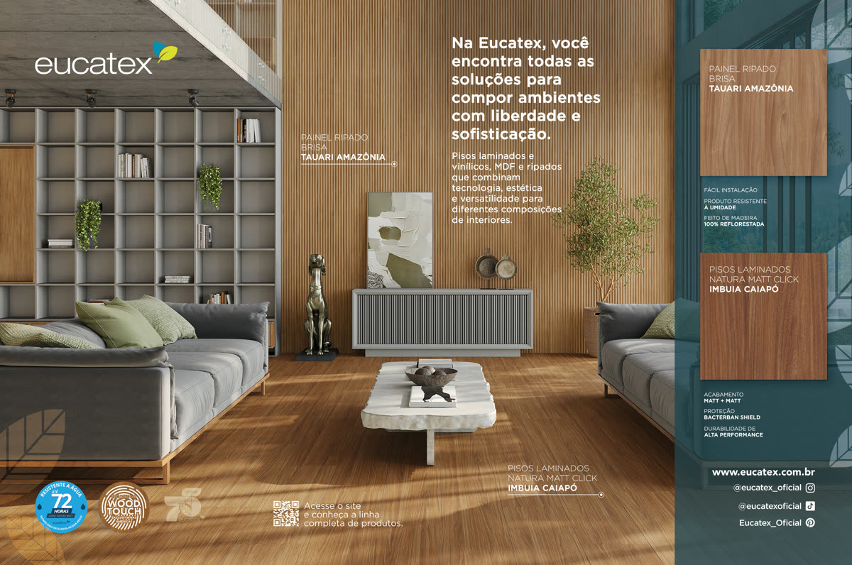 Anúncio de ambiente com painel ripado e piso laminado Eucatex, destacando o Tauari Amazônia e o Imbuia Caiapó.