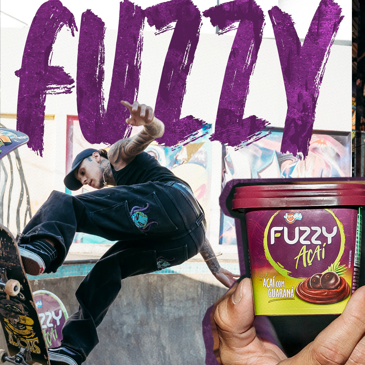 Post do Fuzzy Açaí com skatista dropando na pista e o pote em primeiro plano.